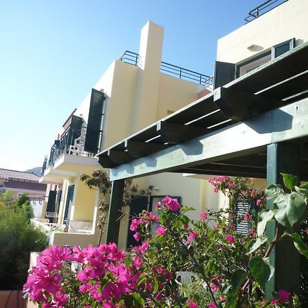 Astra Village ปีตาโกเรโย ภายนอก รูปภาพ